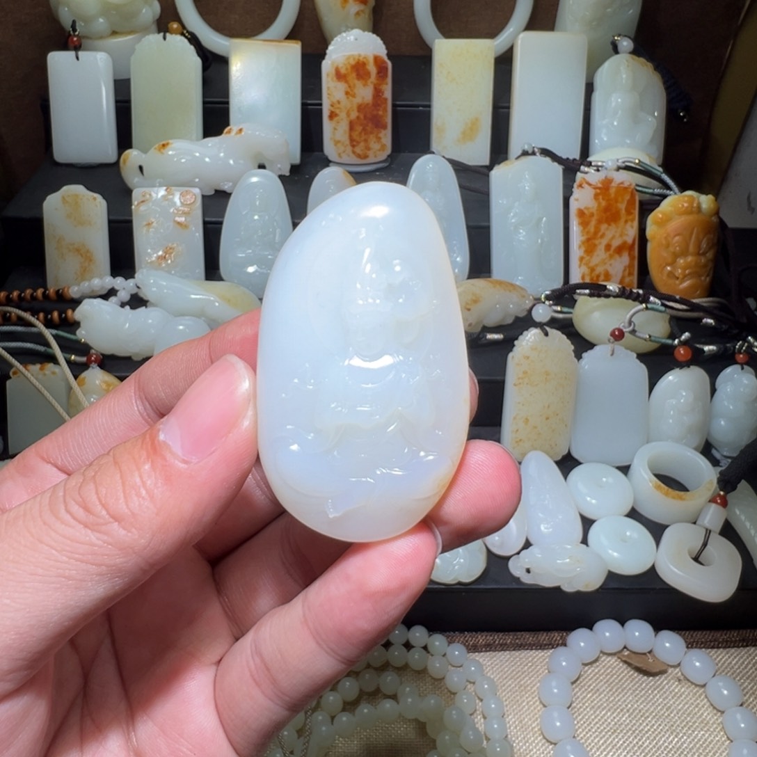 和田玉吊坠(不含链)未镶嵌一**王