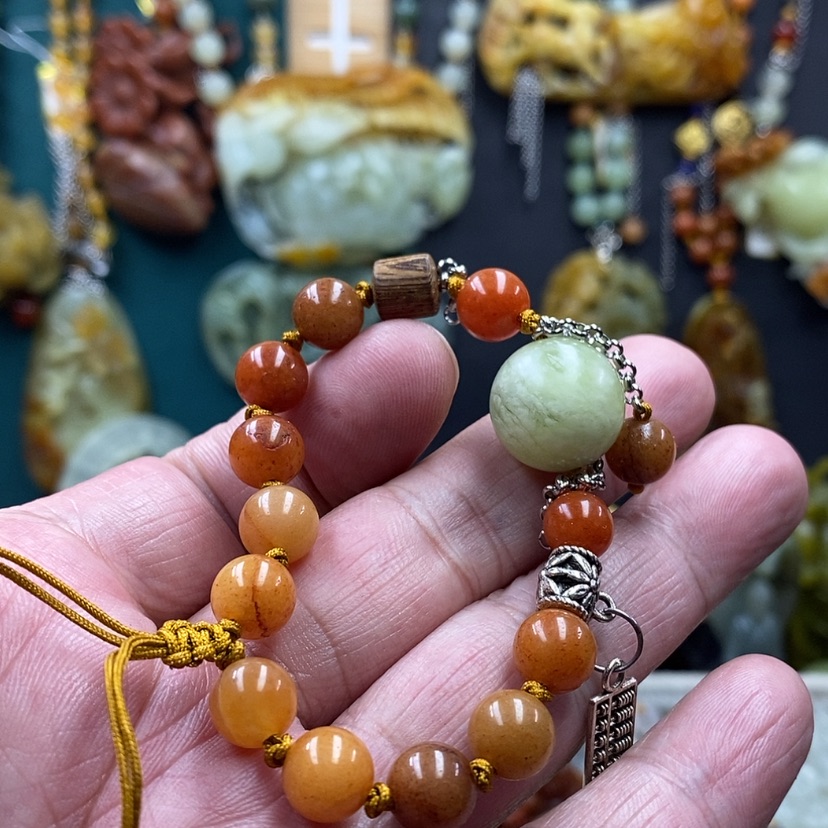 【闪购商品】蛇纹石玉未镶嵌手牌