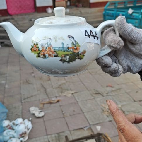 库存瓷片多孔茶壶