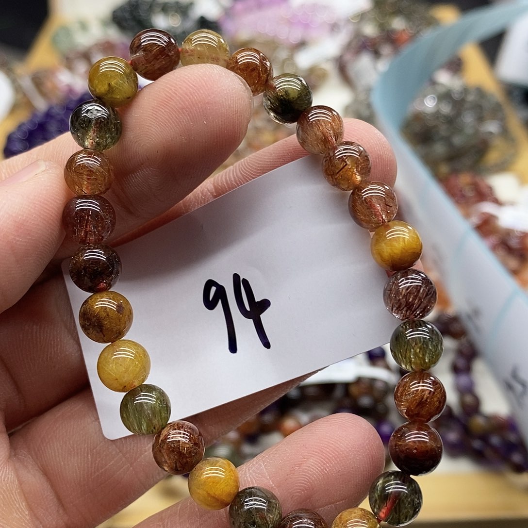 水晶手串未镶嵌天然