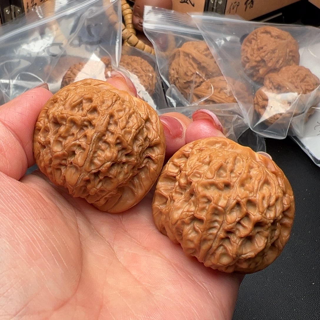 文玩核桃把件血麒麟44