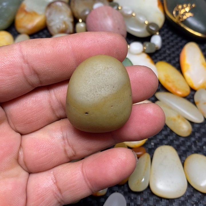 和田玉（白玉）珠宝奇石未镶嵌