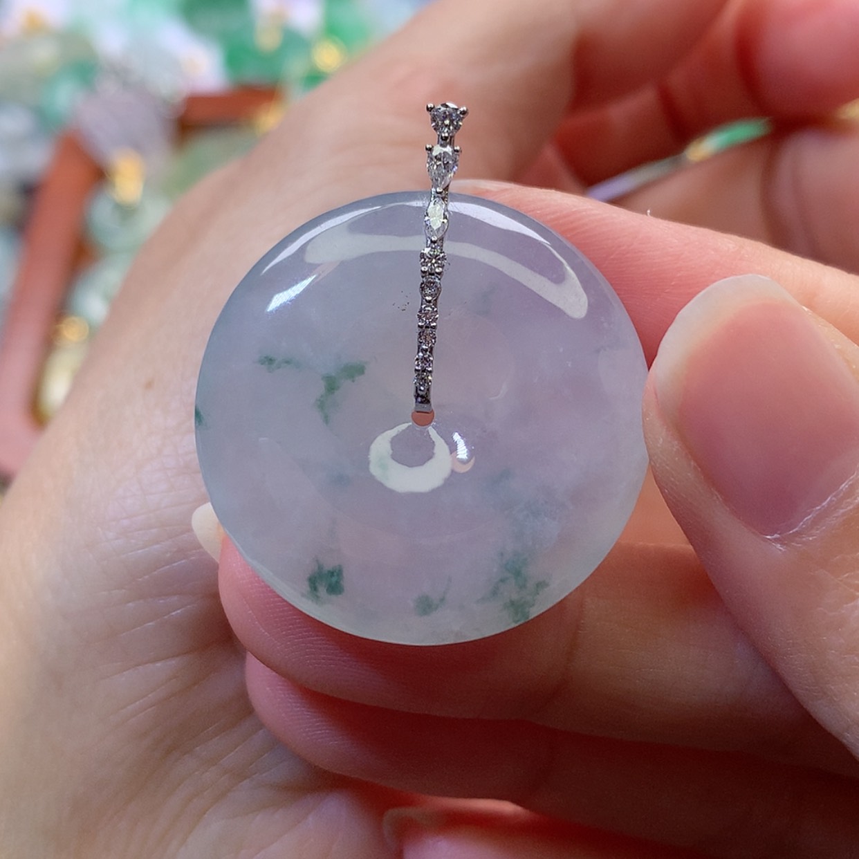 【闪购商品】吊坠(不含链)18K金镶嵌翡翠