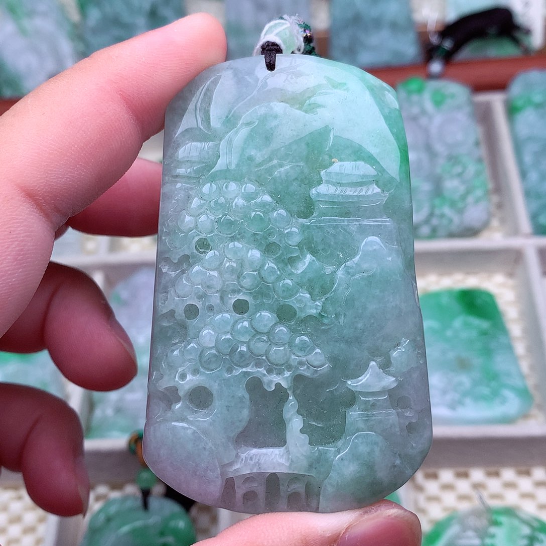 翡翠未镶嵌吊坠(不含链)