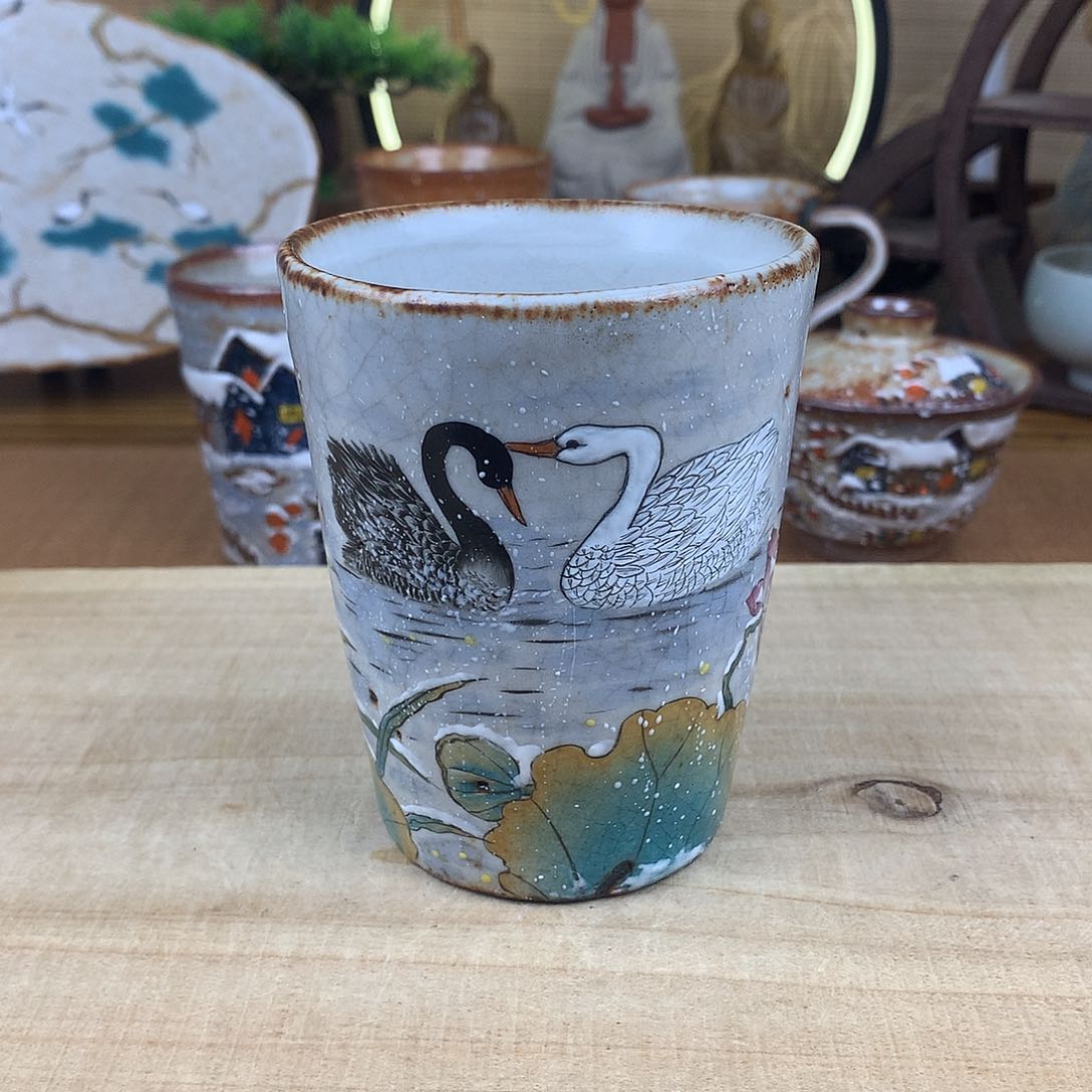 摆件绿***女景德镇陶瓷手作