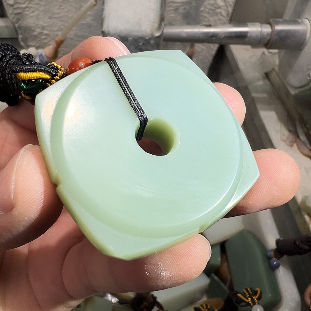 定制和田玉未镶嵌和田玉