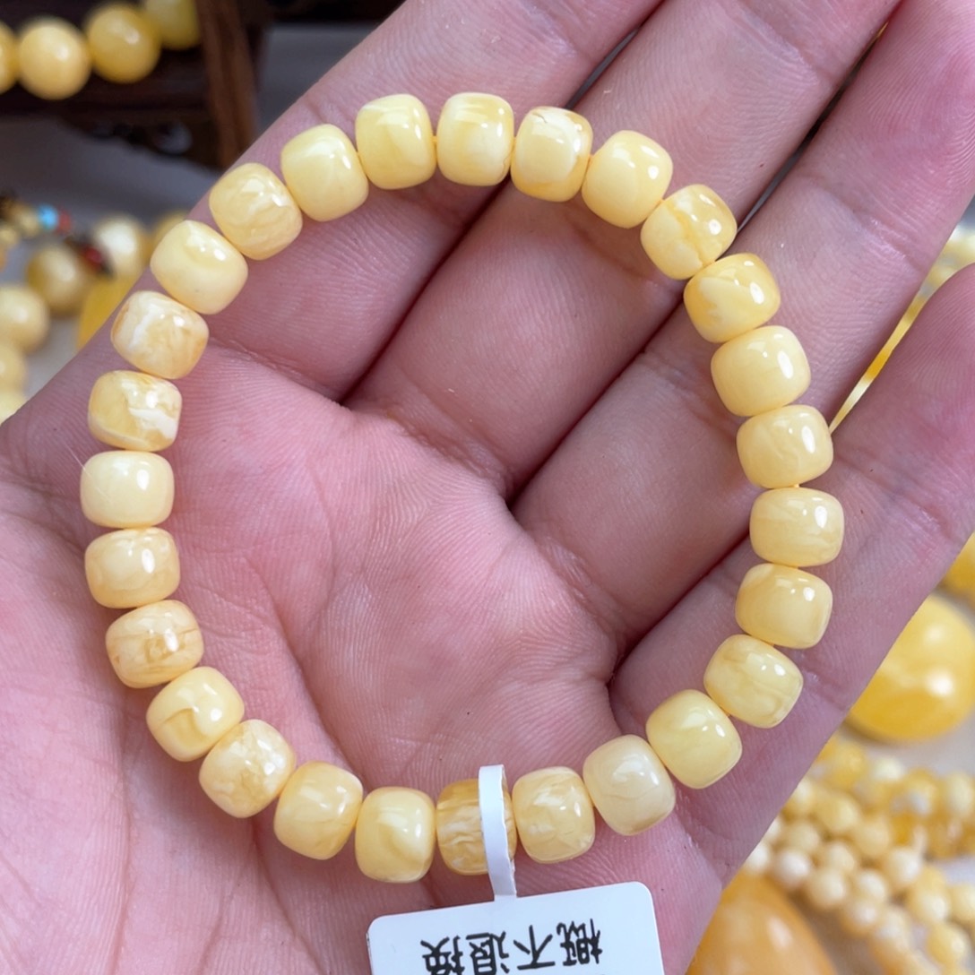 未镶嵌琥珀珠宝奇石