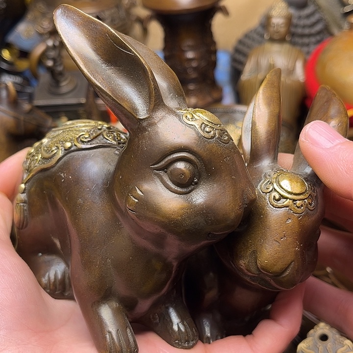 精美铜器批发档口