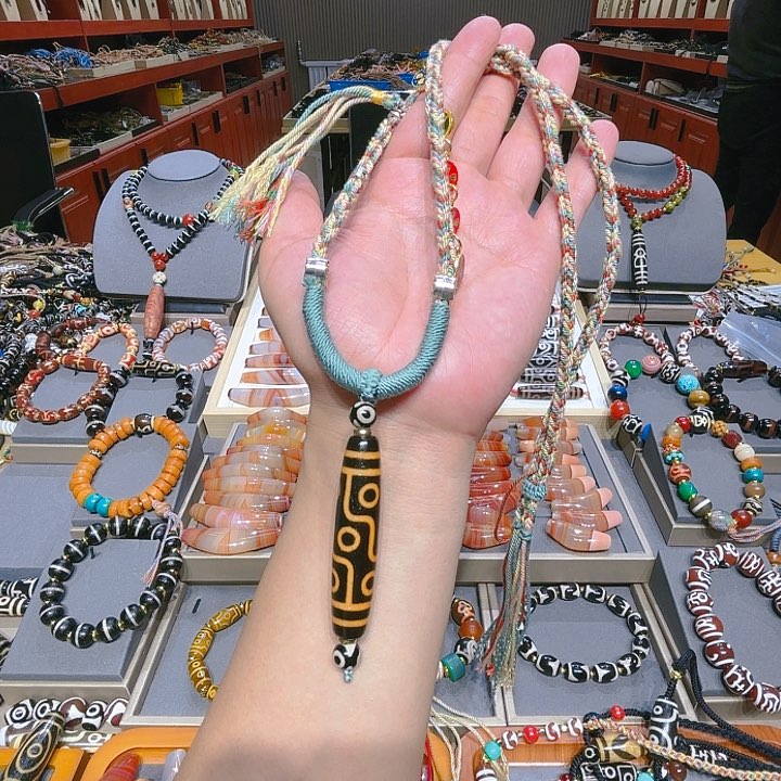 未镶嵌玛瑙/玉髓珠宝奇石