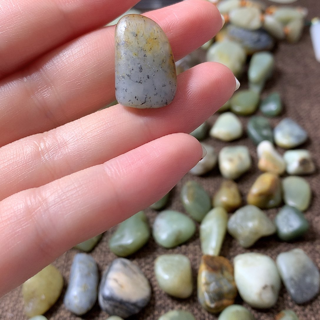 和田玉珠宝奇石未镶嵌雨**空