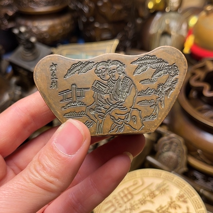 精美铜器批发档口