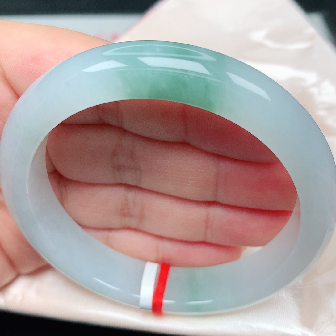 未镶嵌手镯翡翠18冰胶飘花