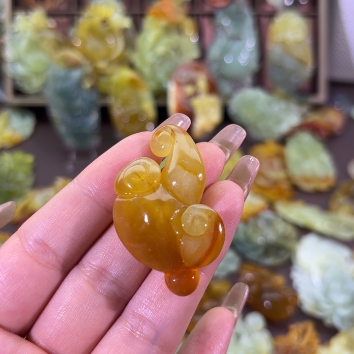 未镶嵌蛇纹石玉颈饰