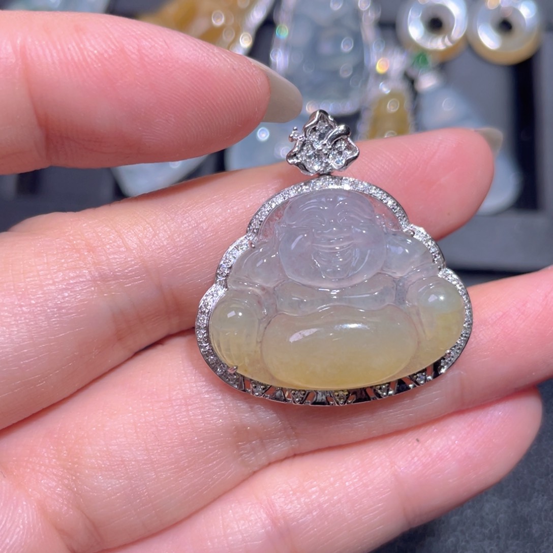 颈饰18K金镶嵌翡翠翡翠