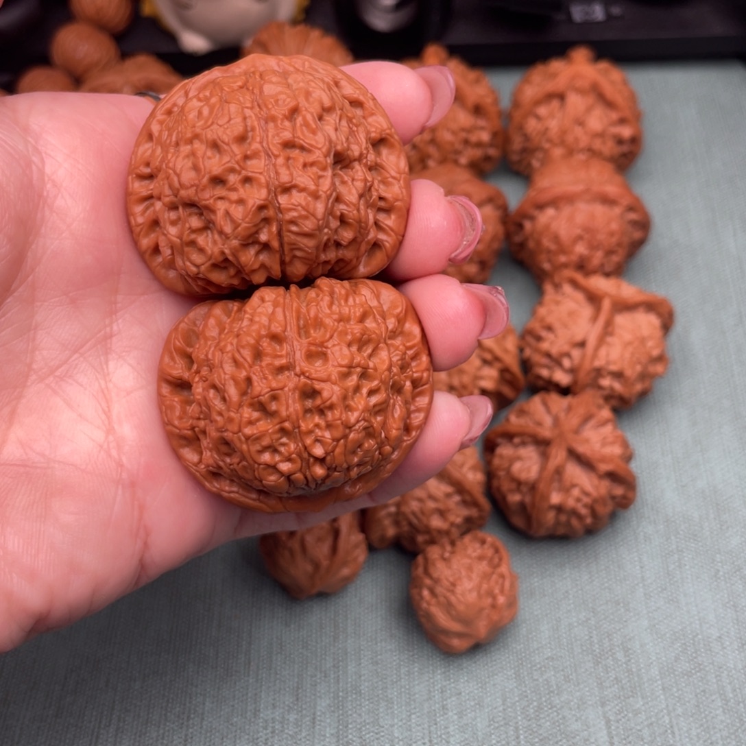 文玩核桃把件全品血麒麟42.5