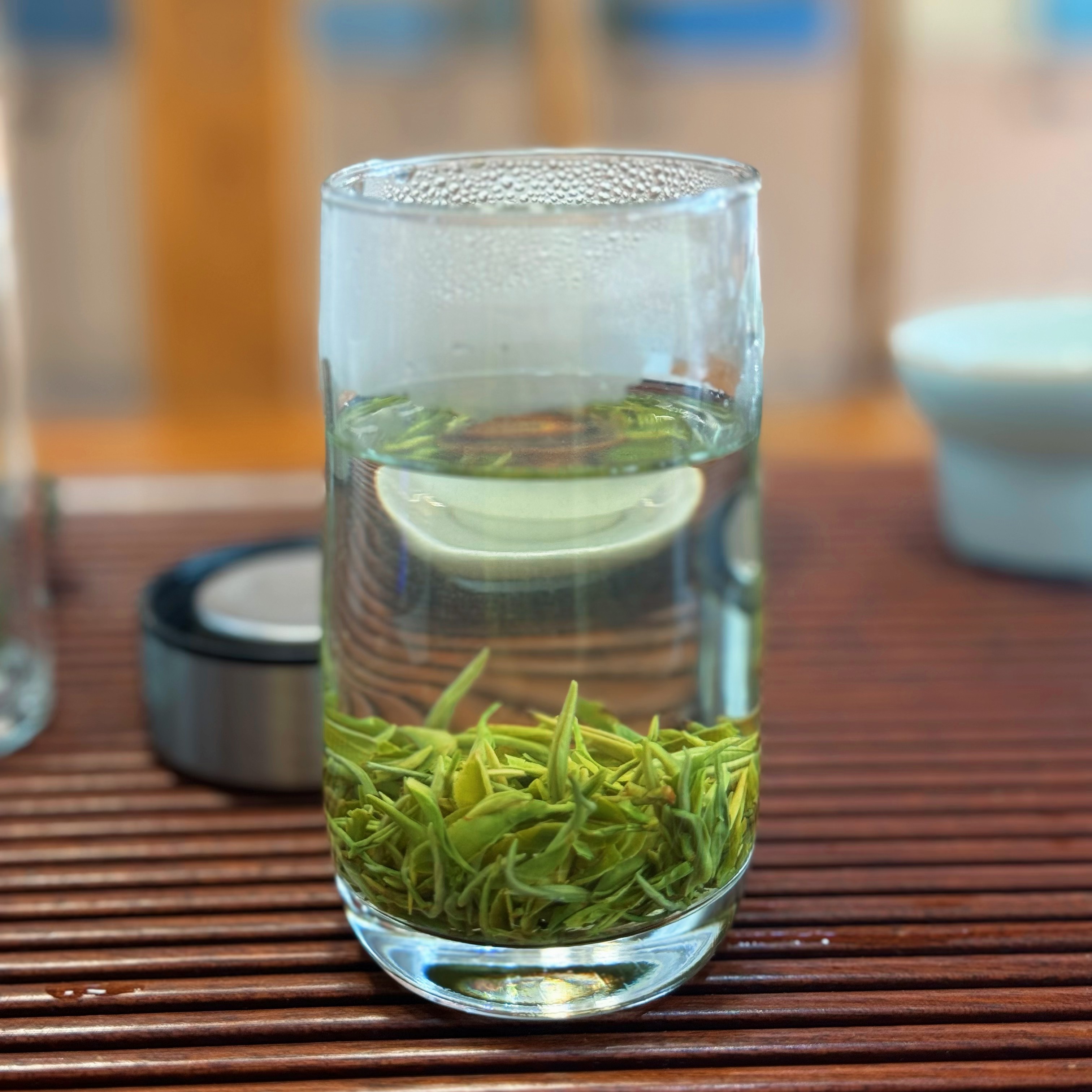 高山绿茶，云雾晚春毛尖一叶一芽