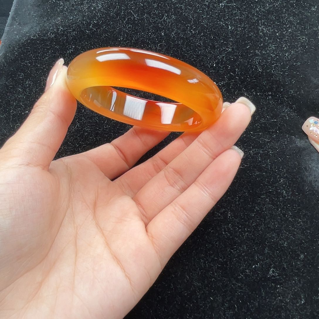 玛瑙/玉髓手镯未镶嵌