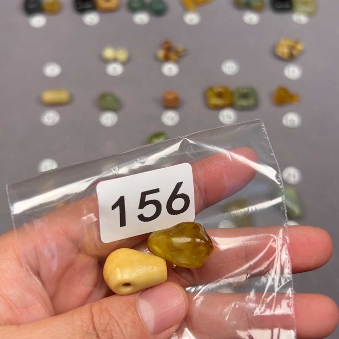 未镶嵌蛇纹石玉颈饰Y*佳微瑕不退不换