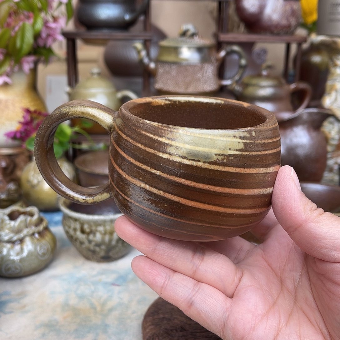 口失圆，搅泥马克杯