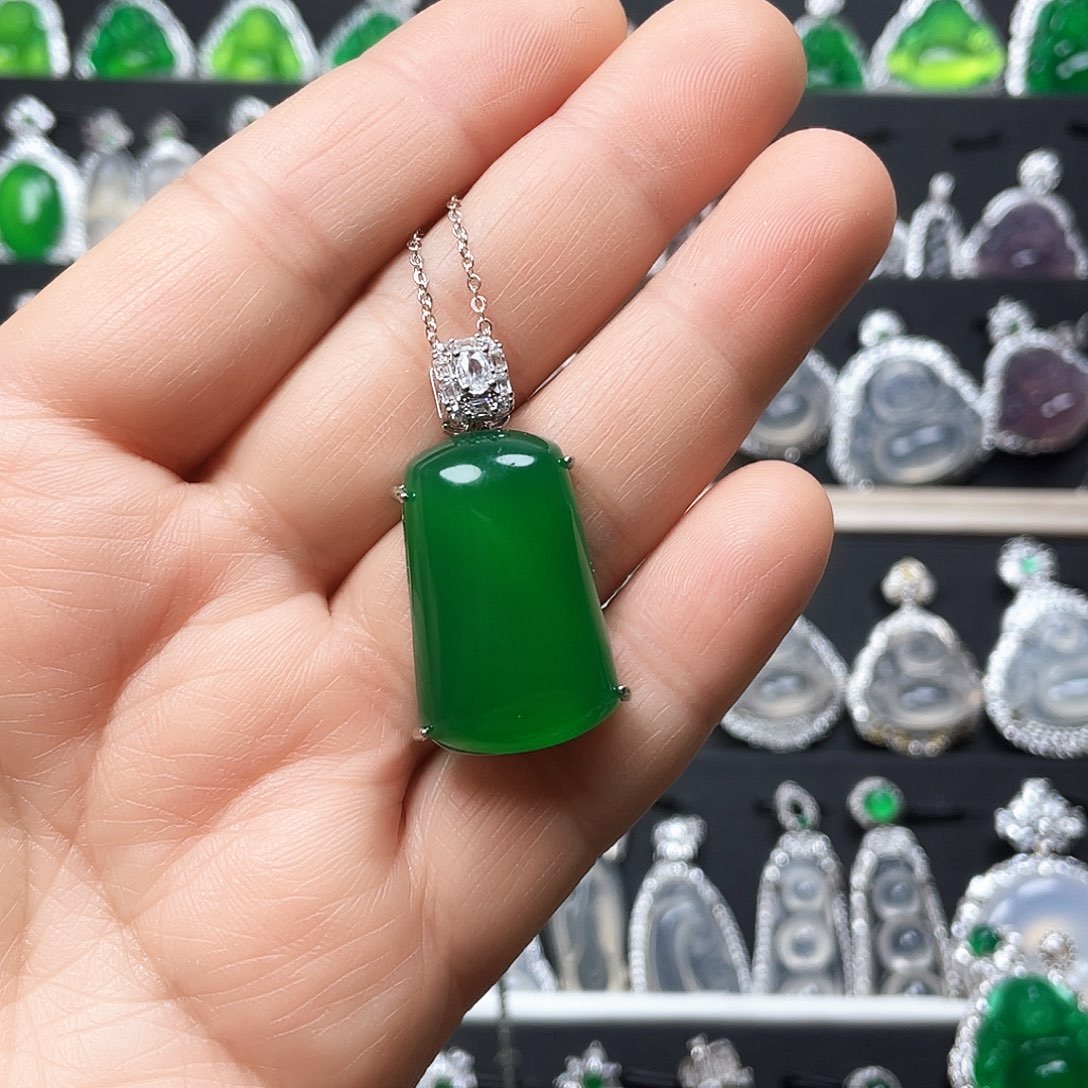 玛瑙/玉髓颈饰合金