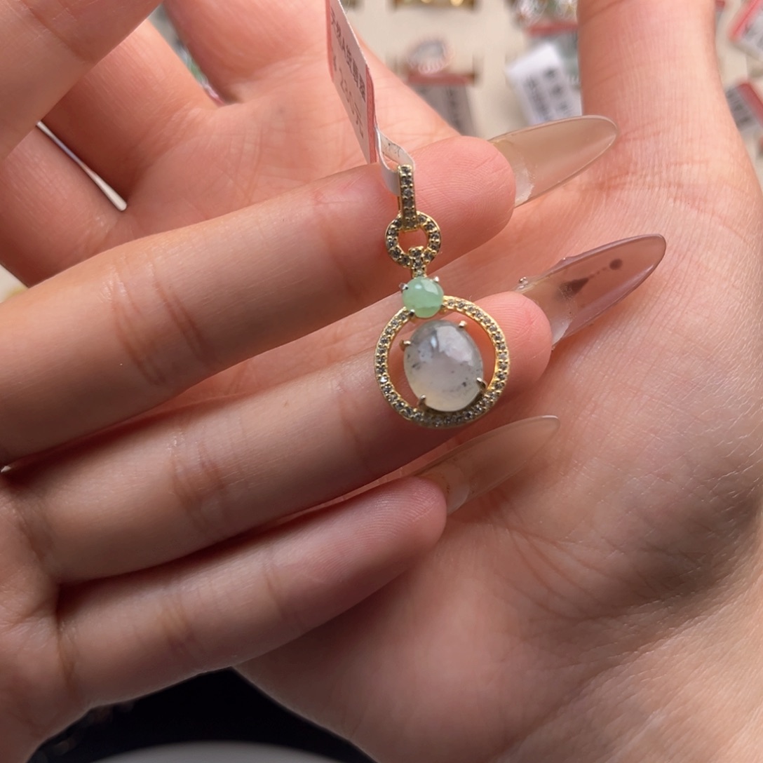 翡翠颈饰银S925镶嵌558888