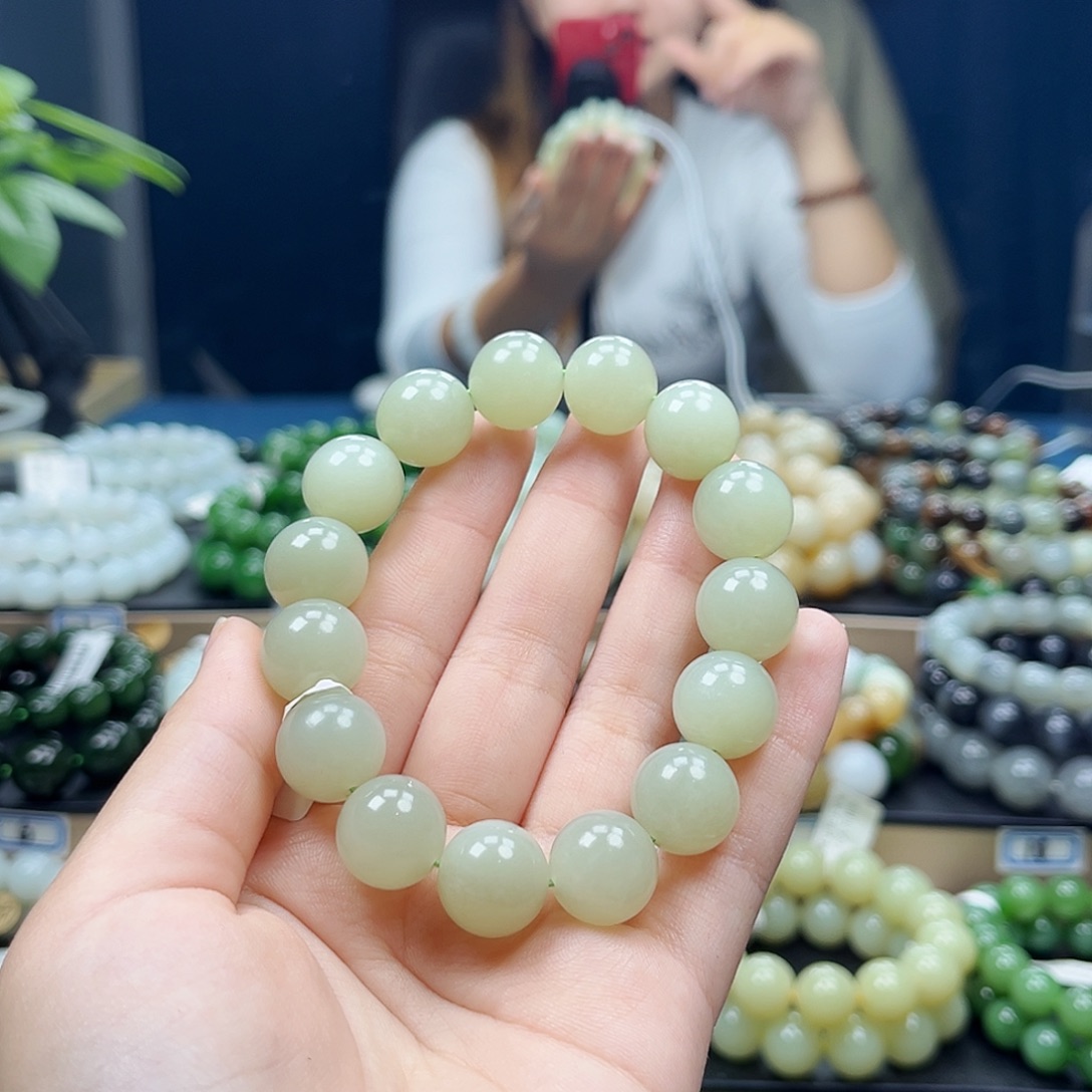 未镶嵌手链和田玉