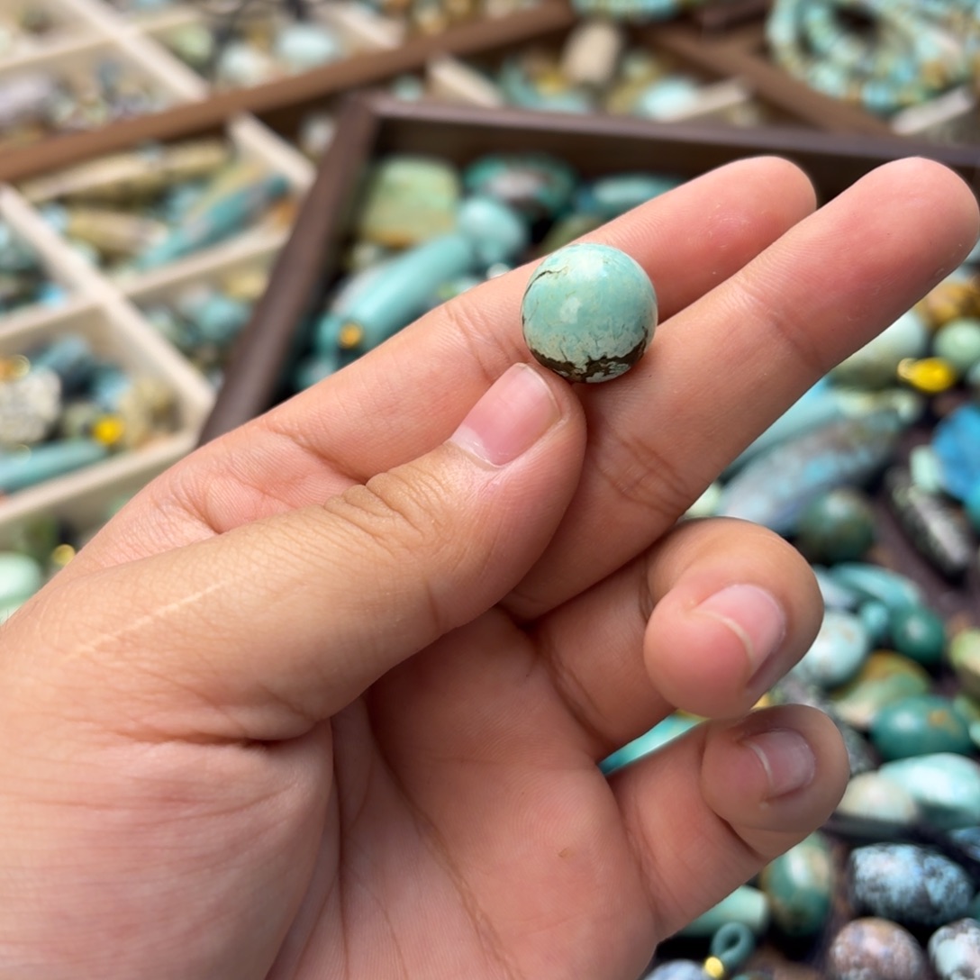 南红玛瑙未镶嵌绿松石