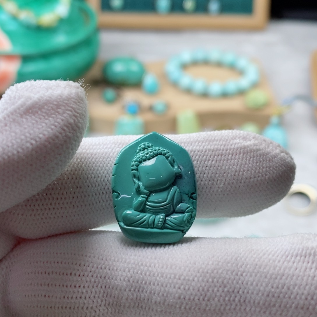 绿松石颈饰未镶嵌