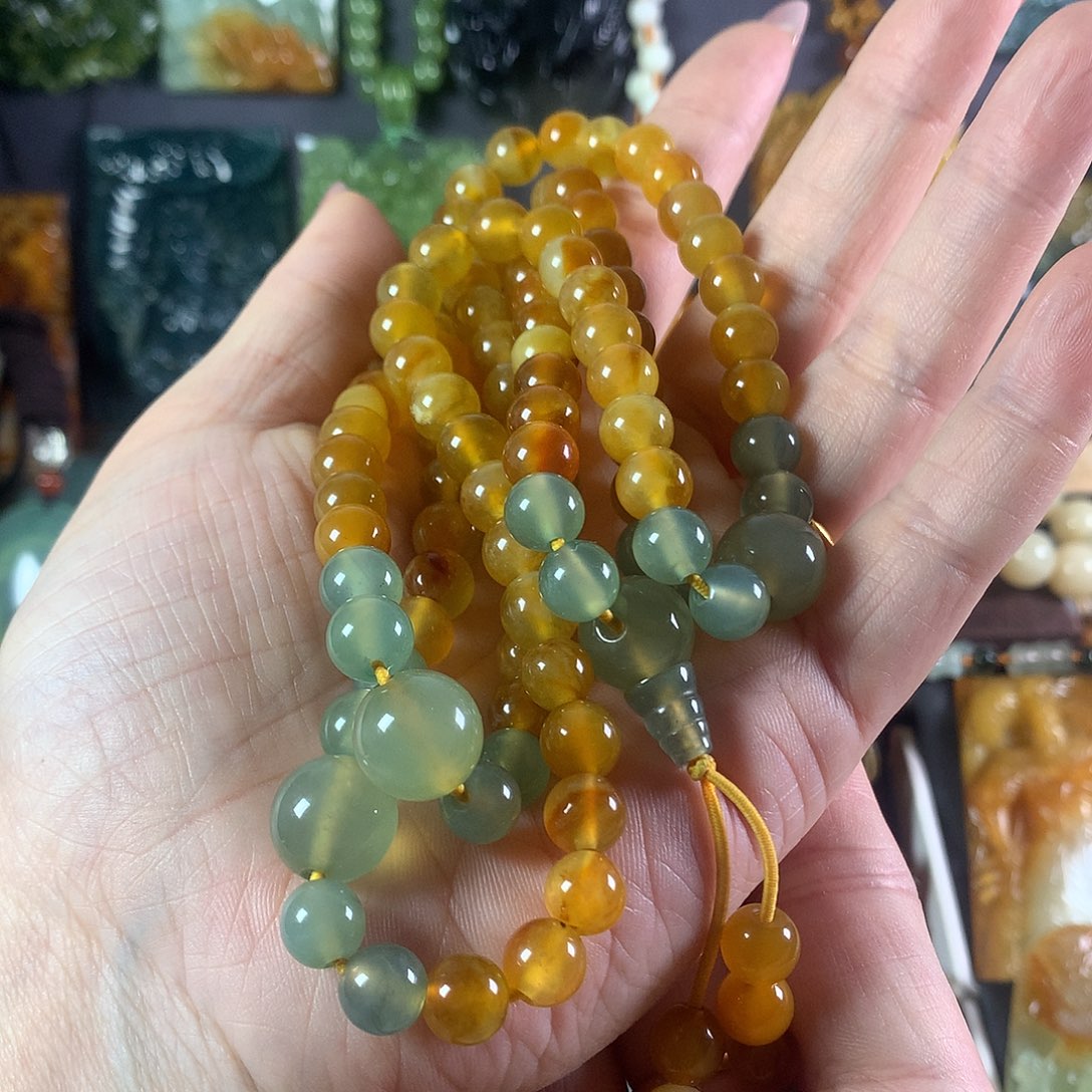 找***乐岫玉未镶嵌吊坠(赠链)