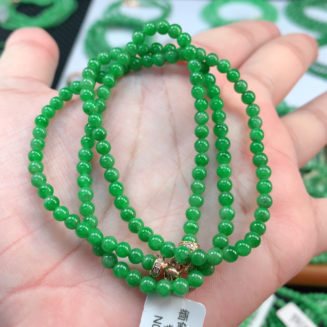 翡翠手链未镶嵌翡翠