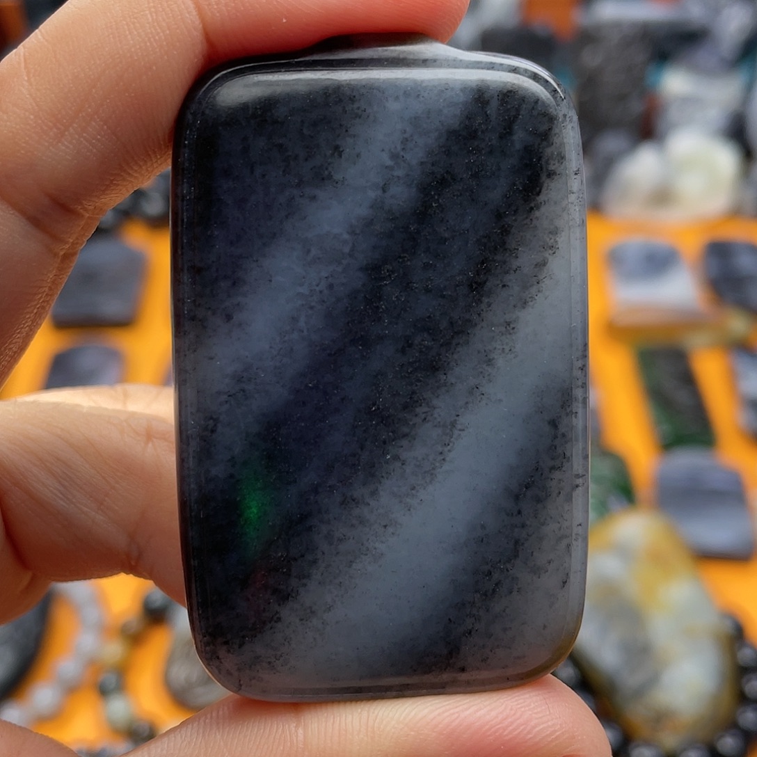 涵***涵和田玉未镶嵌挂件