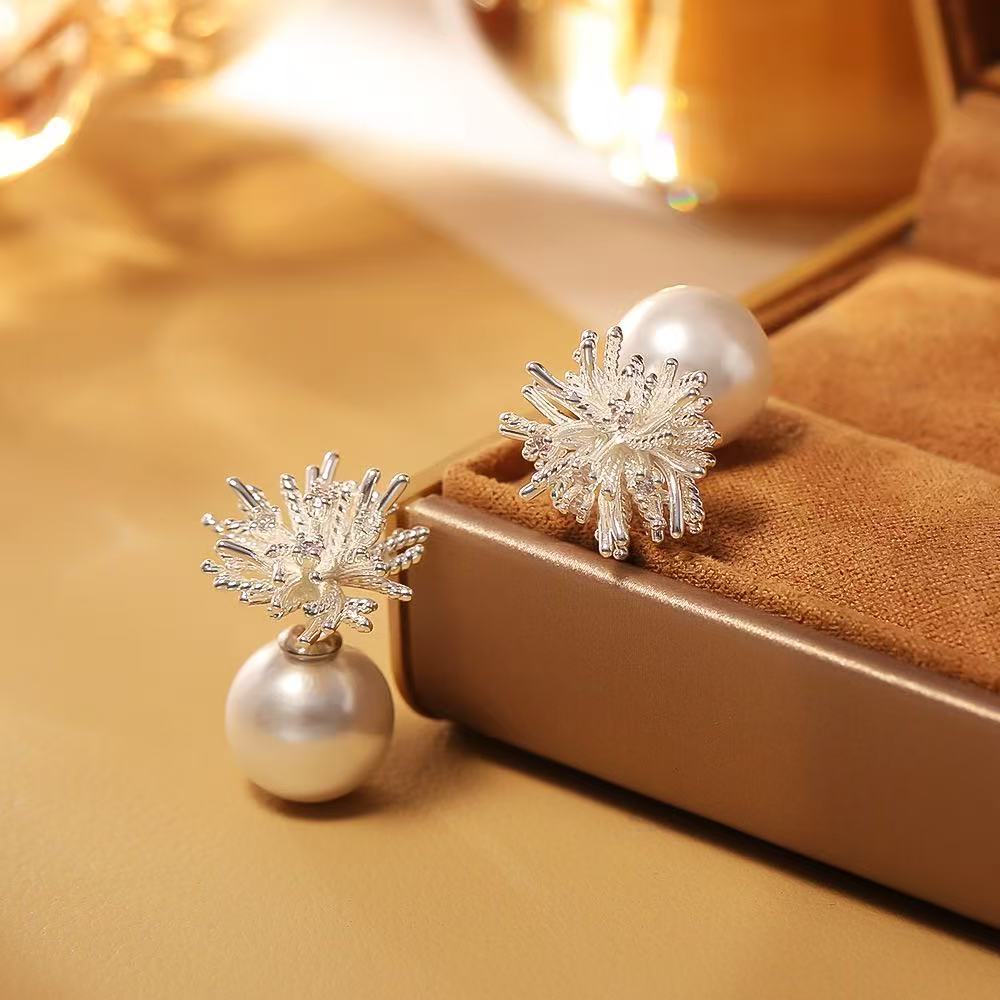 925银仿珍珠耳饰 女植物花卉森系日韩银色耳钉时尚设计师饰品镶嵌