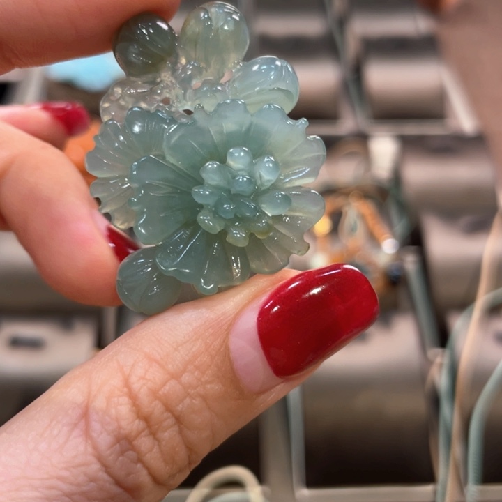 蛇纹石玉未镶嵌吊坠(赠链)