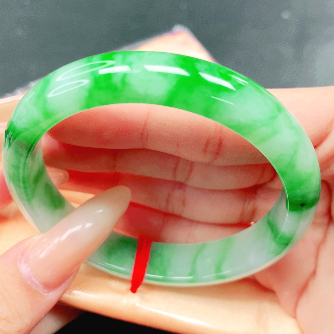 翡翠未镶嵌手镯56