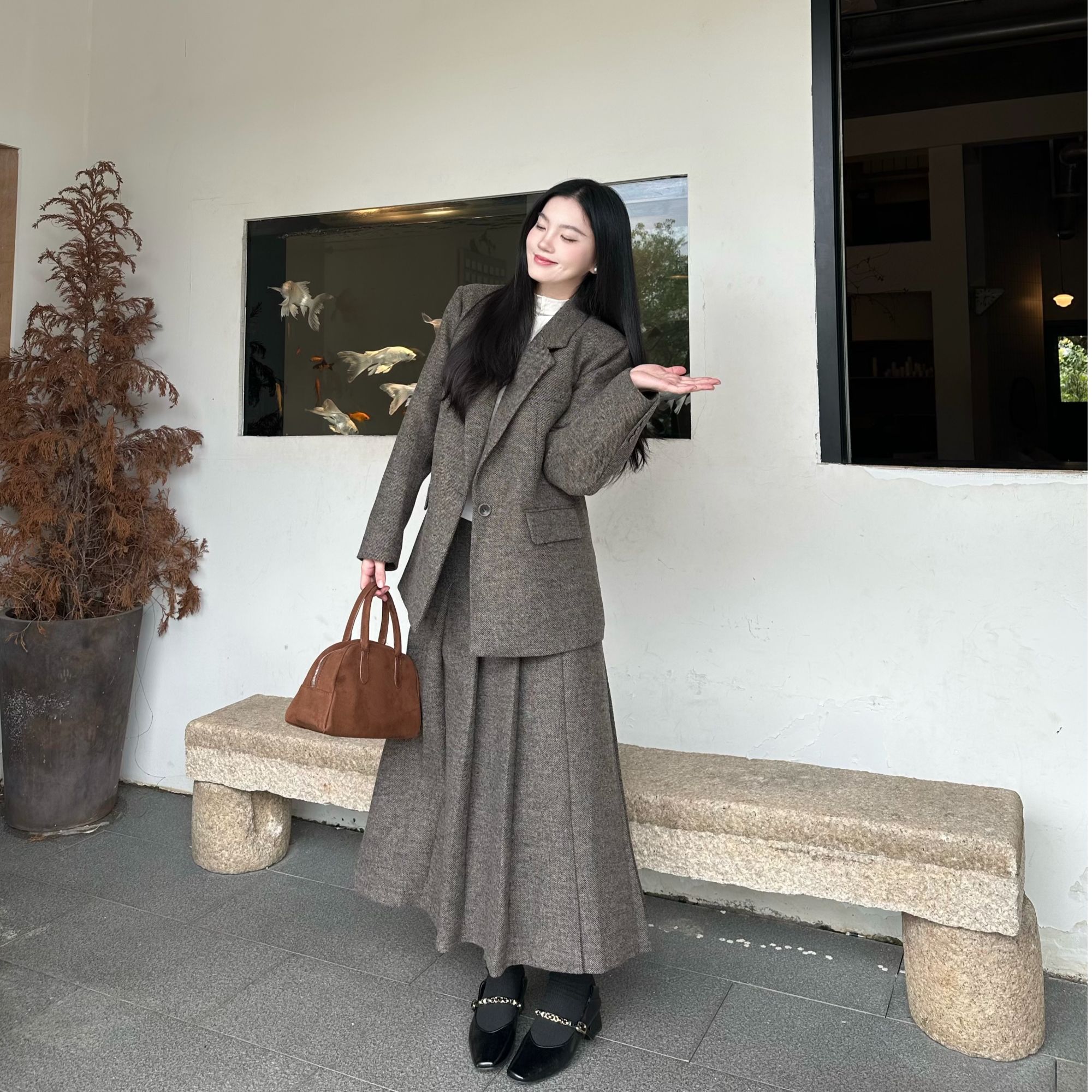 2025秋冬泰晤士河畔松茶毛呢外套+高腰百褶a字裙半裙两件套套装