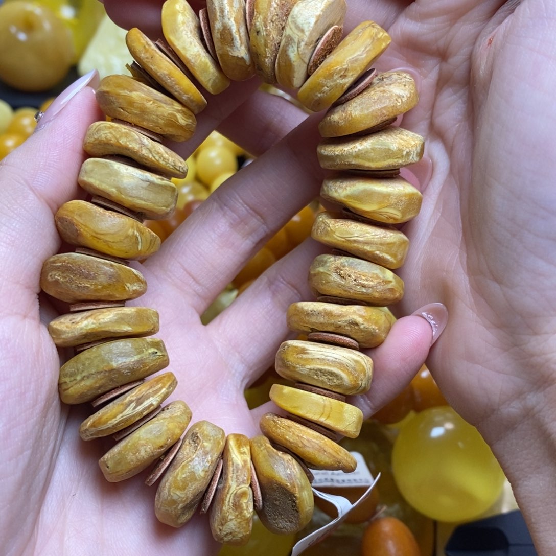 琥珀未镶嵌珠宝奇石蜜蜡