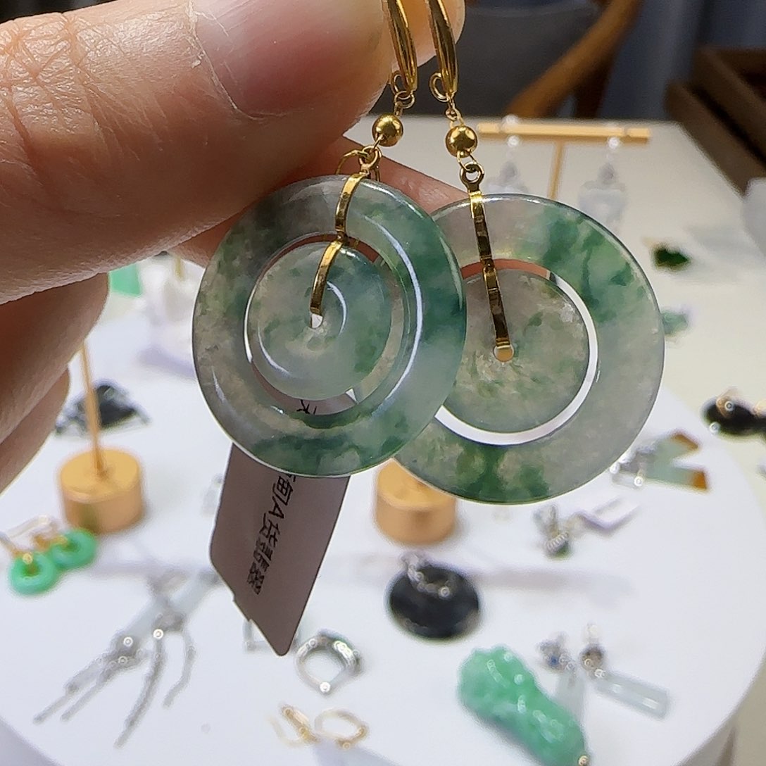 翡翠耳饰18K金镶嵌天然缅甸