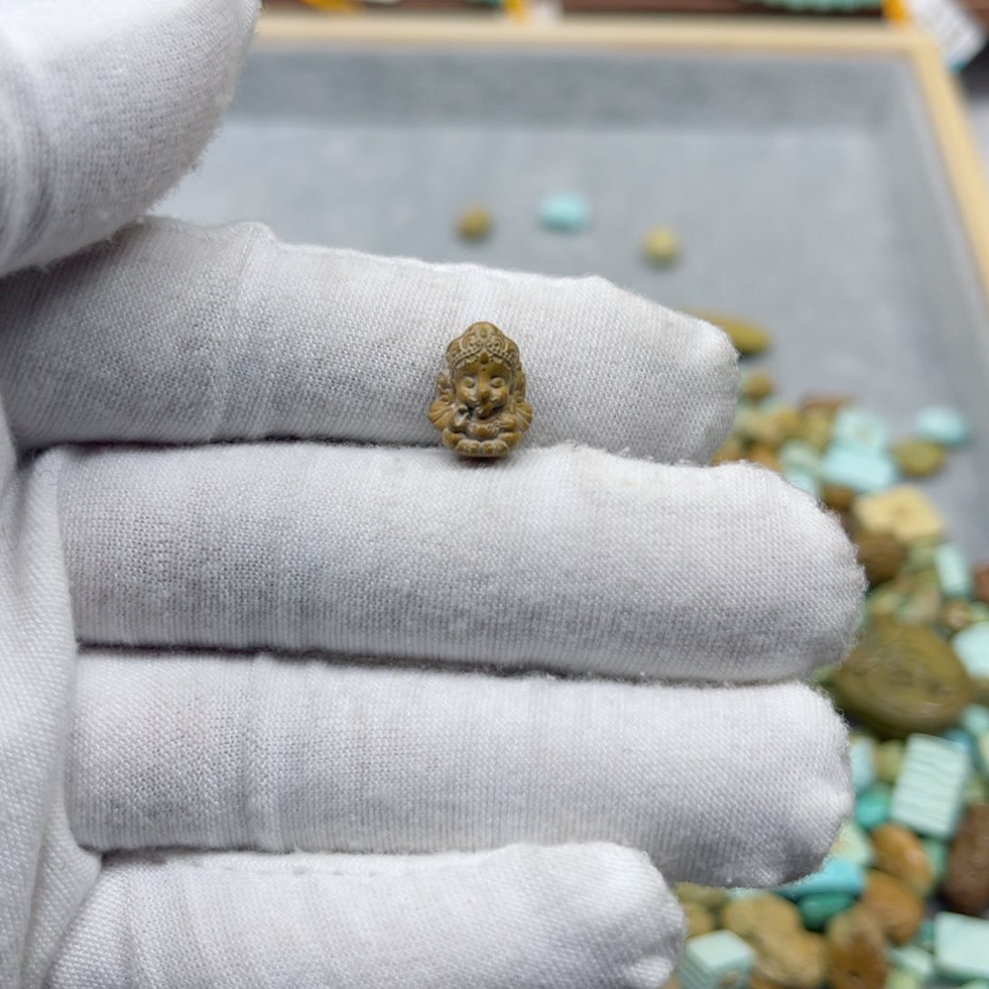 绿松石挂件未镶嵌