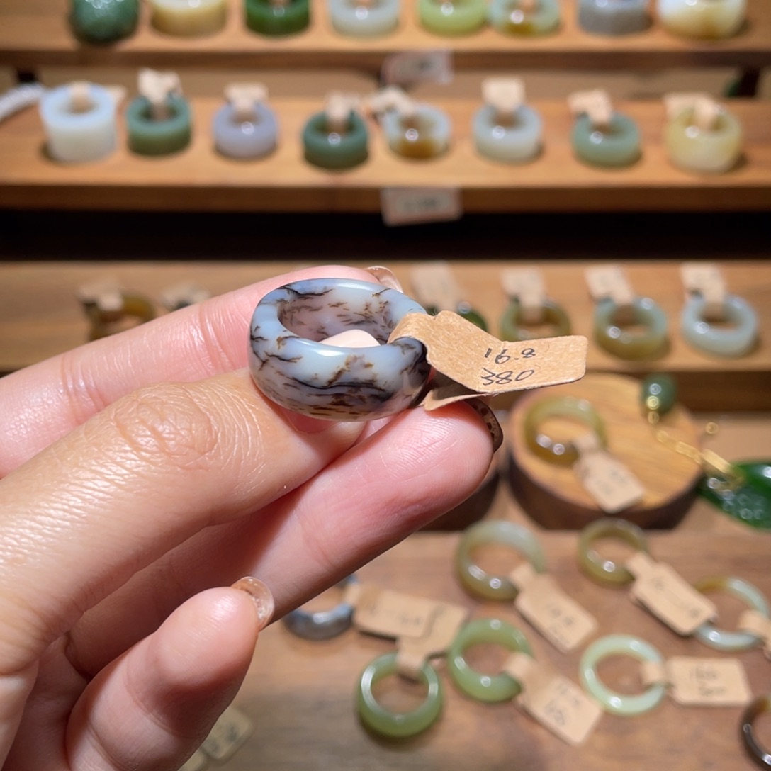 和田玉戒指未镶嵌丫***墩16.8