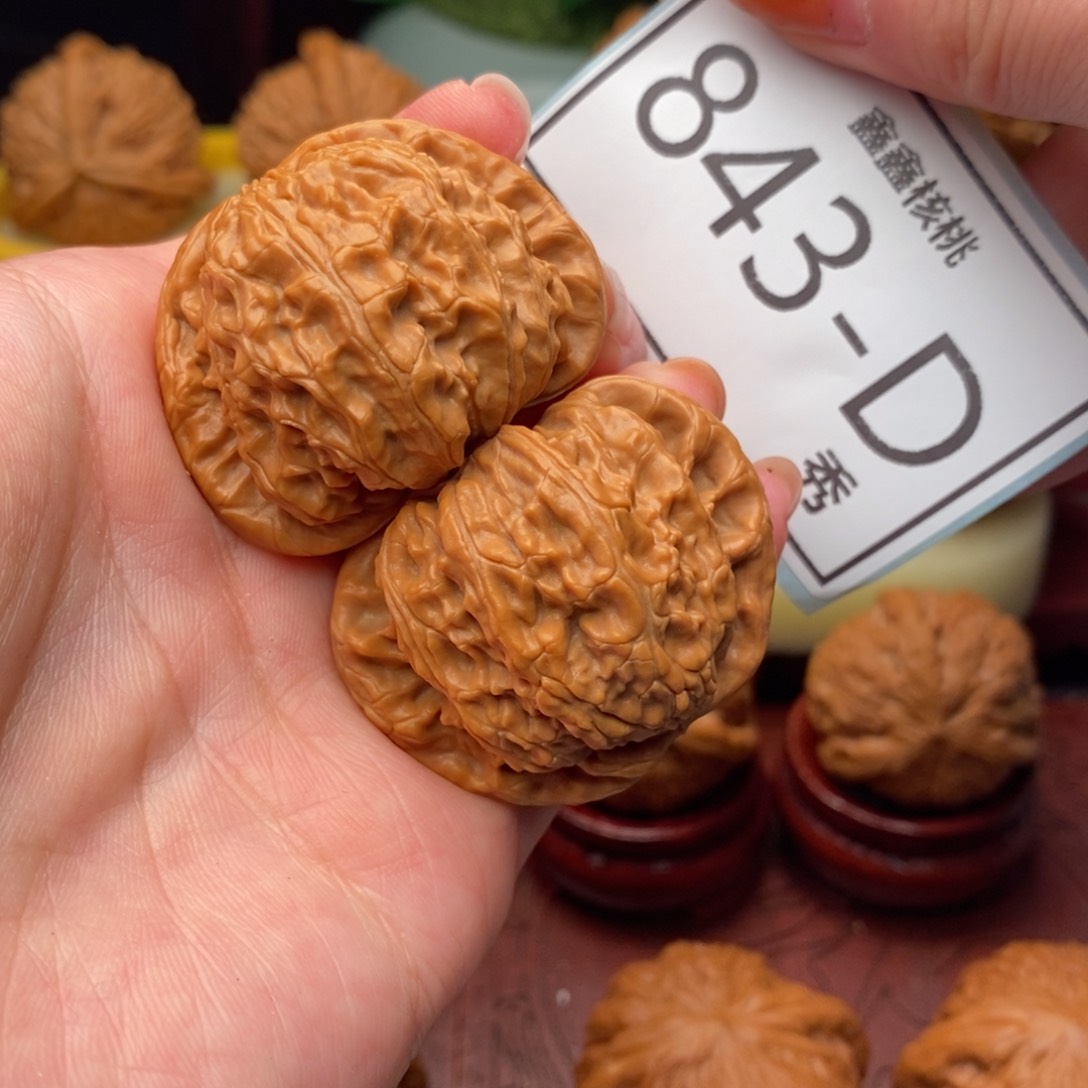 文玩核桃把件白狮40