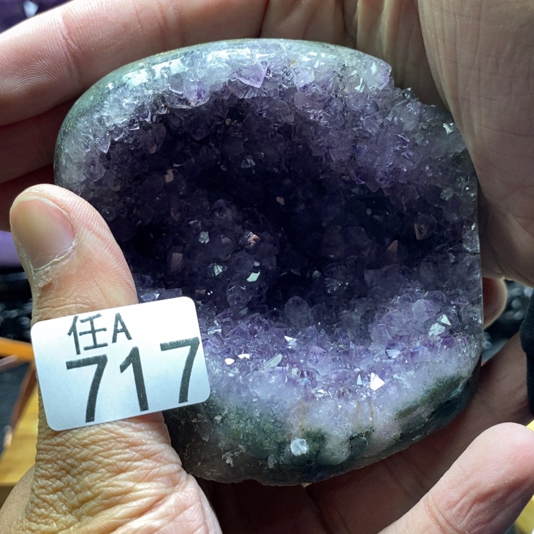 水晶大型摆件（非配饰）未镶嵌