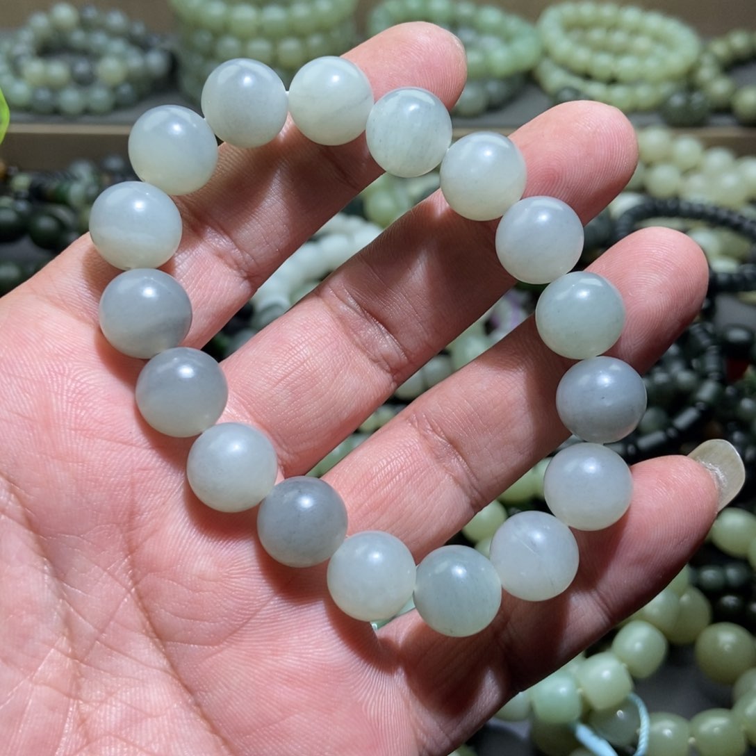 和田玉手链未镶嵌