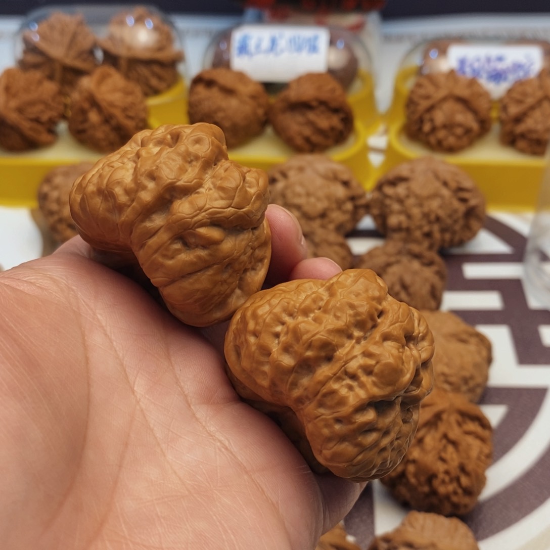 文玩核桃吊坠蛤蟆头45尺