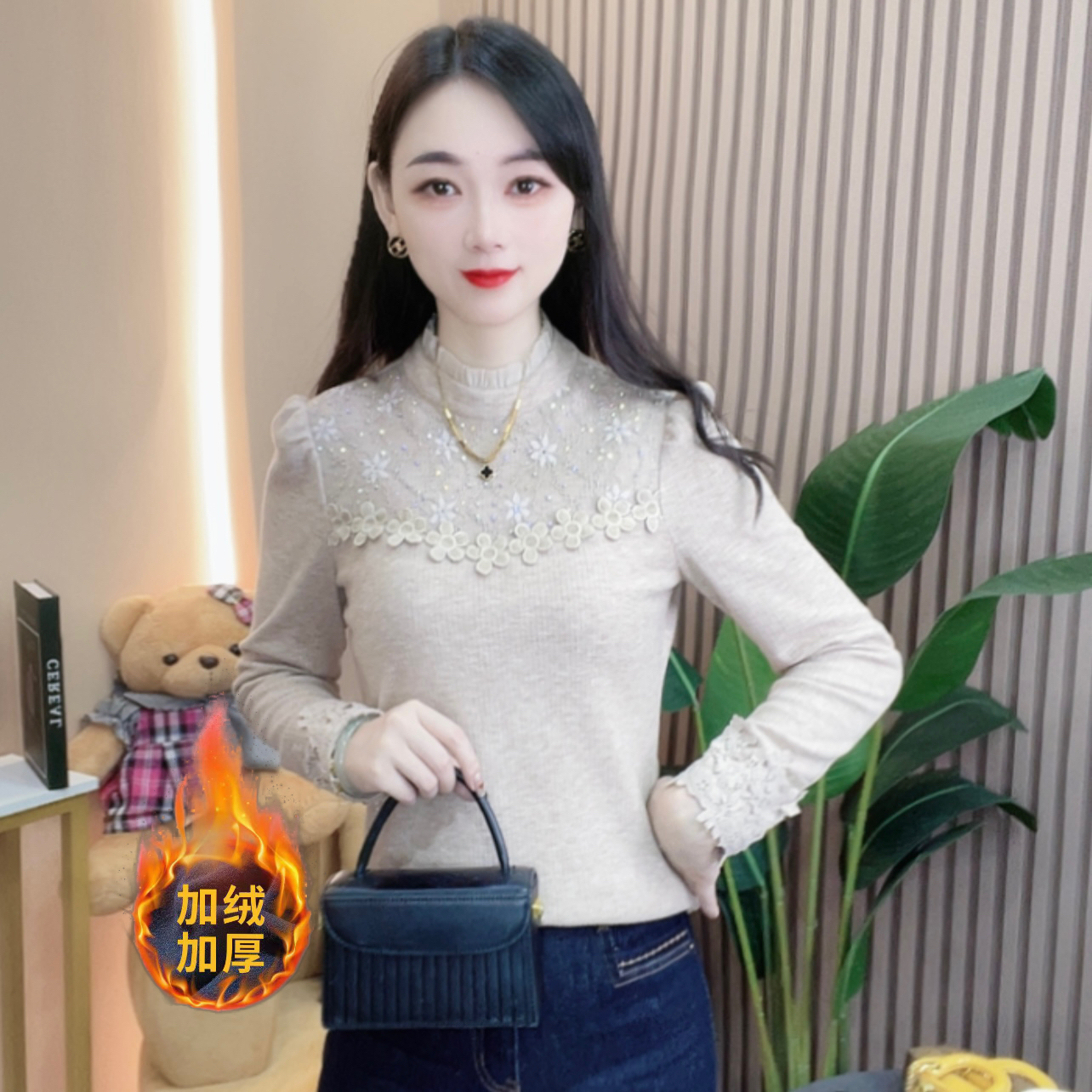 晴晴A9080法式时尚长袖加绒加厚女花边冬季新款显瘦百搭洋气上衣