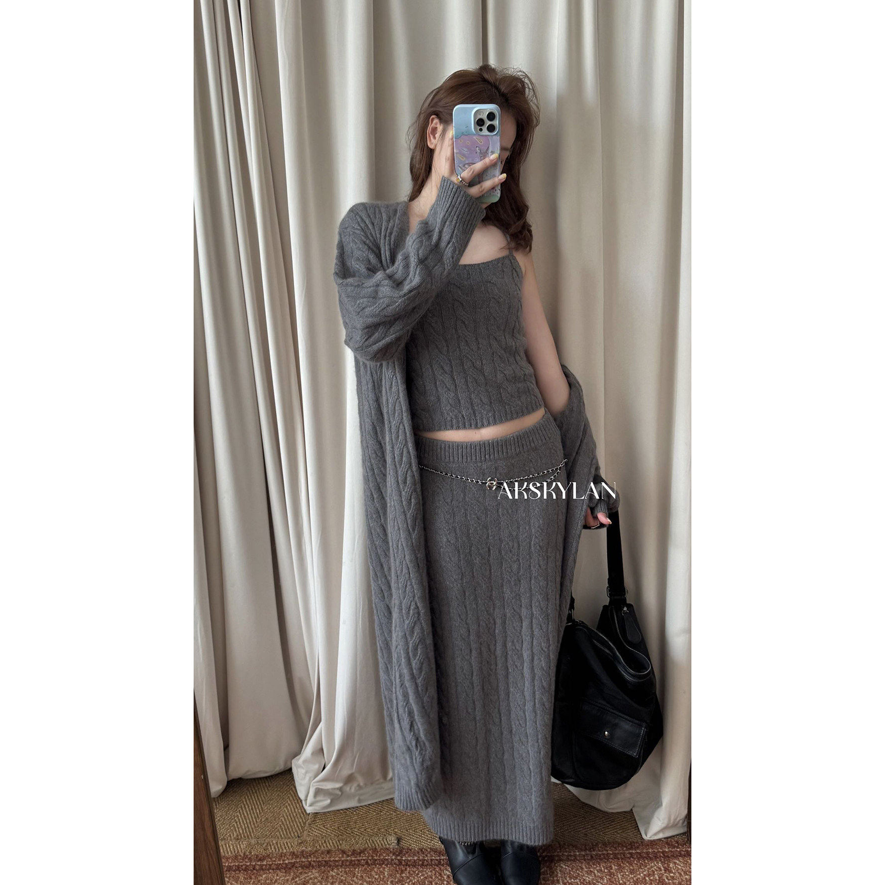 【清】NO退换ONEXH·2025秋 针织套装长款毛衣外套+吊带背心+半身裙