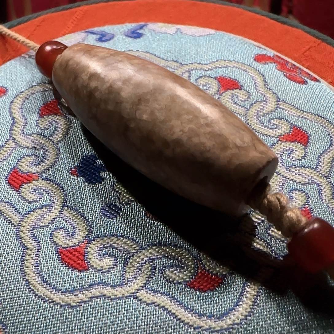 恒***动和田玉未镶嵌颈饰