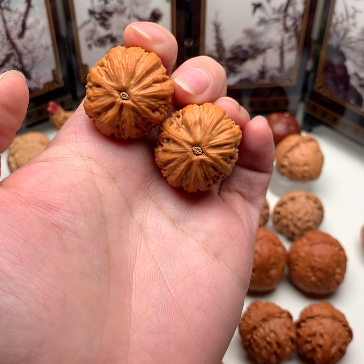 桃核把件野生小手捻