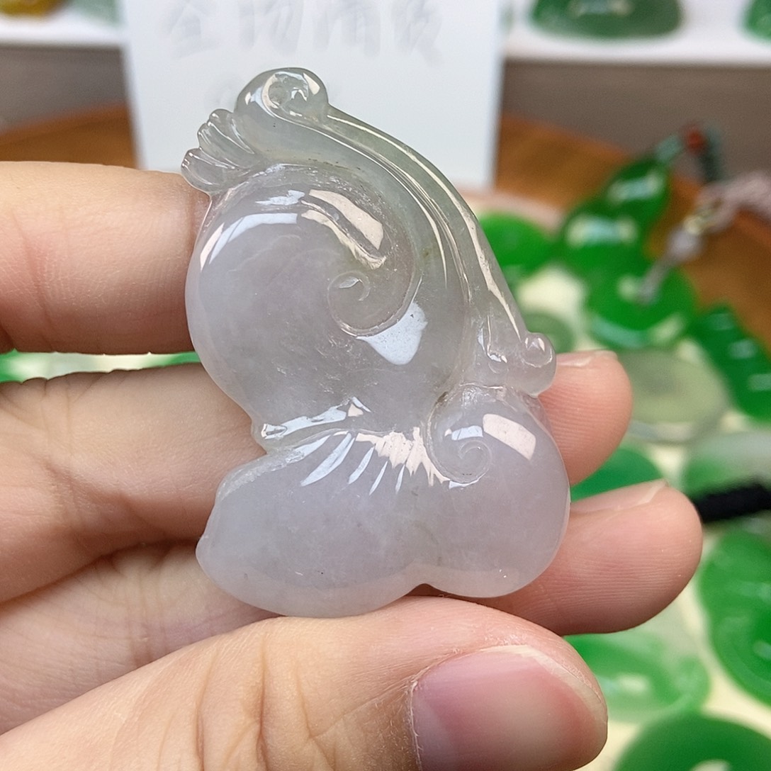 颈饰未镶嵌翡翠如意