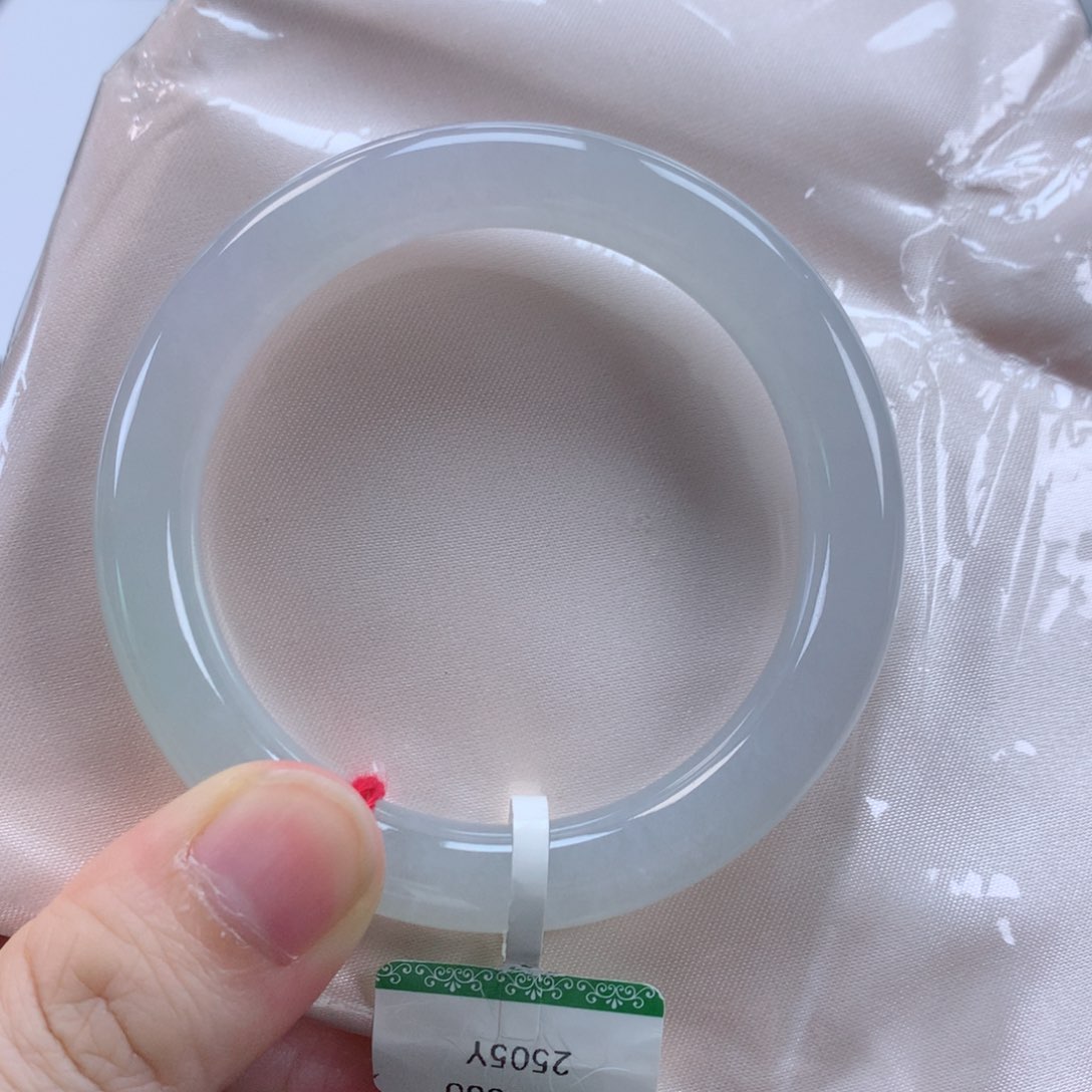 翡翠手镯未镶嵌缅甸天然翡翠手镯53圈口