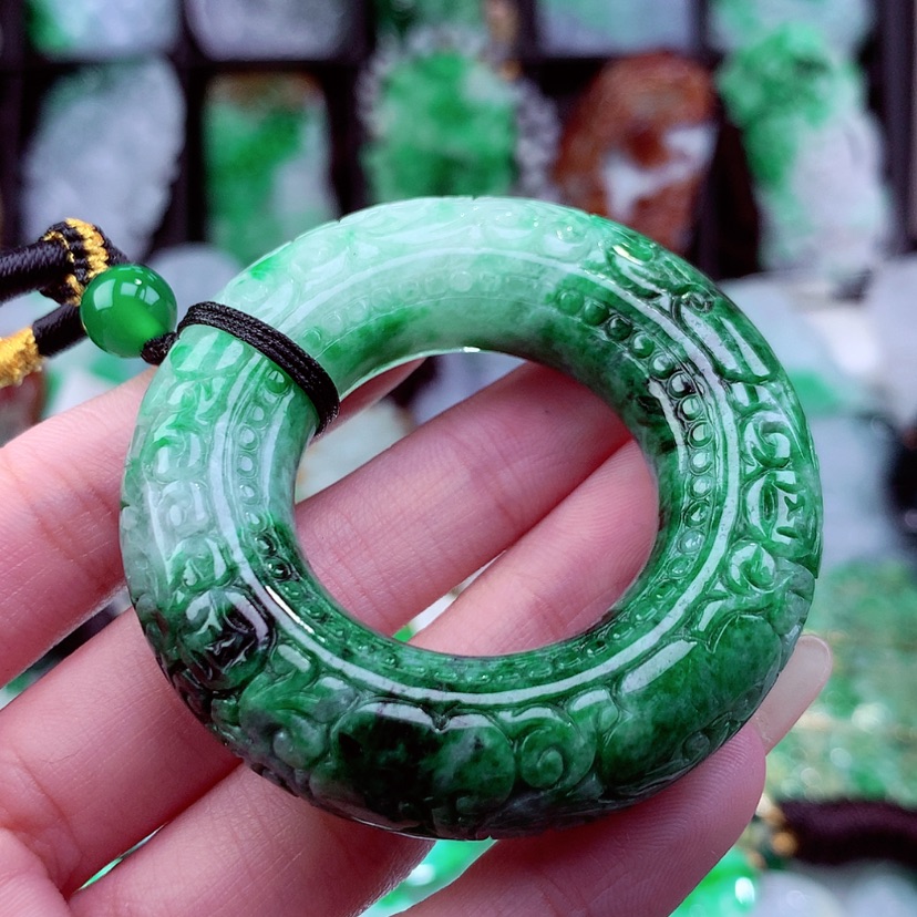 【闪购商品】翡翠颈饰未镶嵌挂件